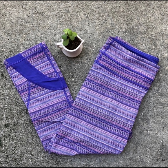 LULULEMON. Women’s. Leggings. Size 6. - Picture 9 of 10